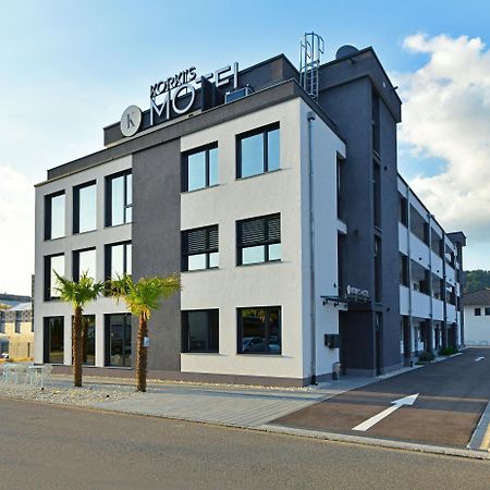 Korki'S Motel Шопфхайм Екстериор снимка