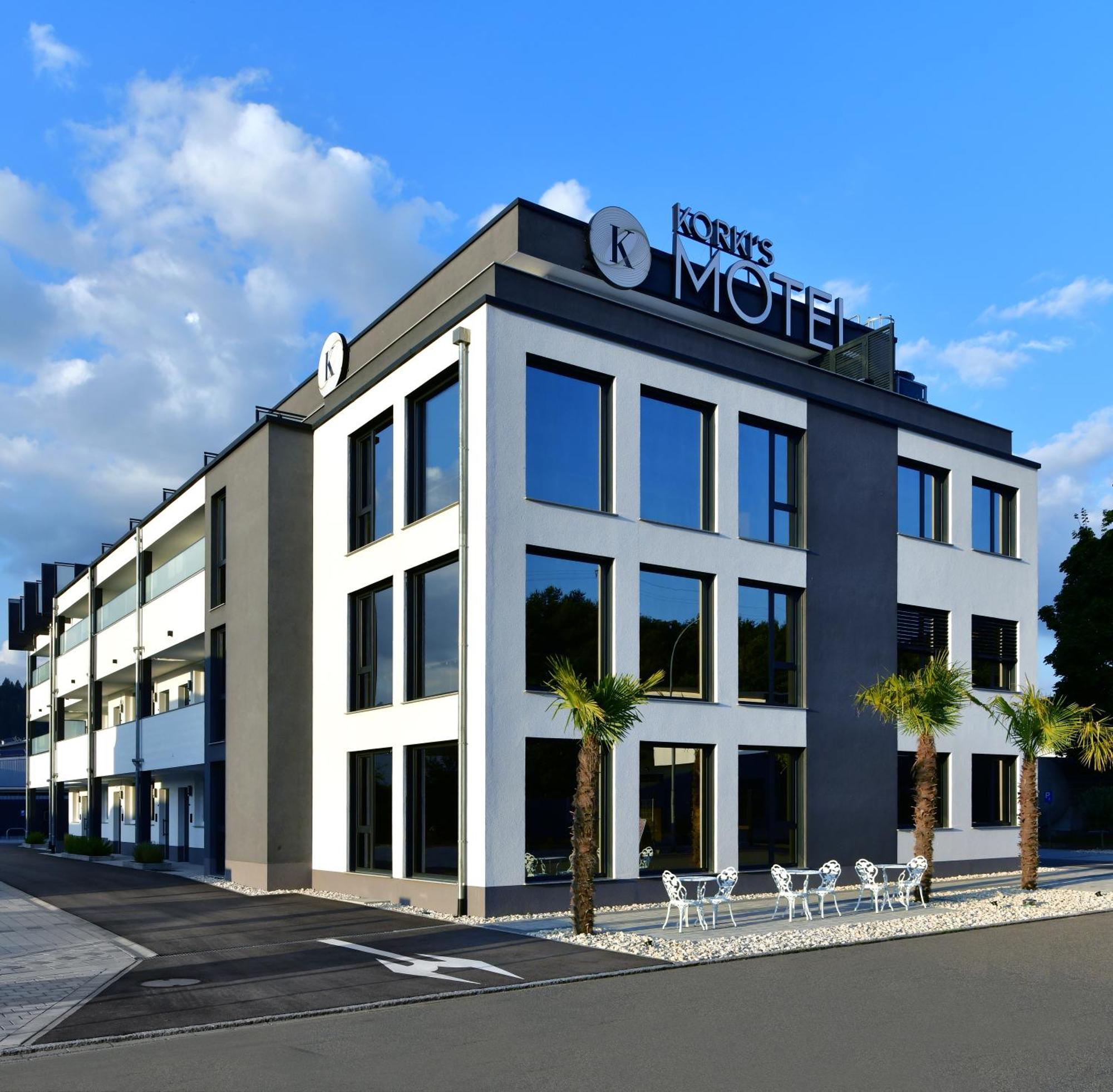Korki'S Motel Шопфхайм Екстериор снимка